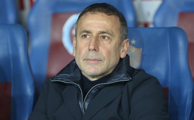 Süper Lig’de deplasmanda Çaykur Rizespor’a 3-2 mağlup olan Trabzonspor’da teknik direktör Abdullah Avcı maç sonrası konuştu