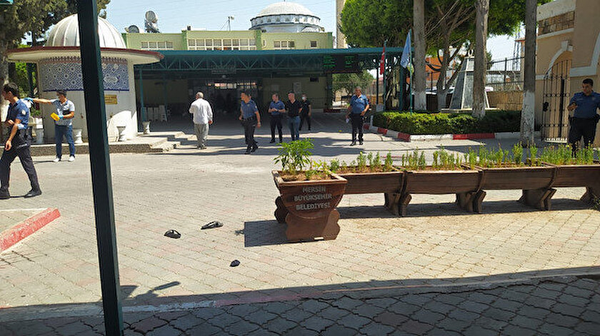 Tarsus’ta cenazede kavga: 6 kişi silah ve bıçakla yaralandı