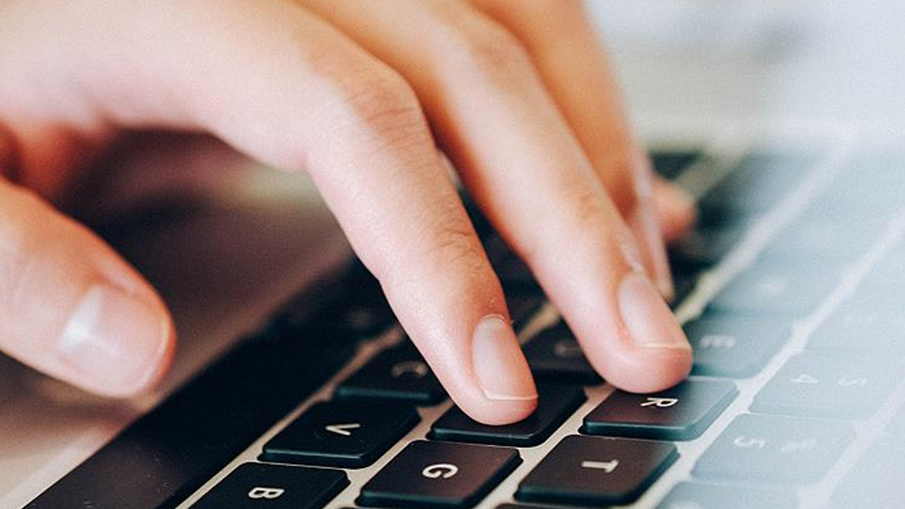 Taksim’deki patlama sonrası sosyal medyaya kısıtlama! BTK ‘dan bant uygulaması