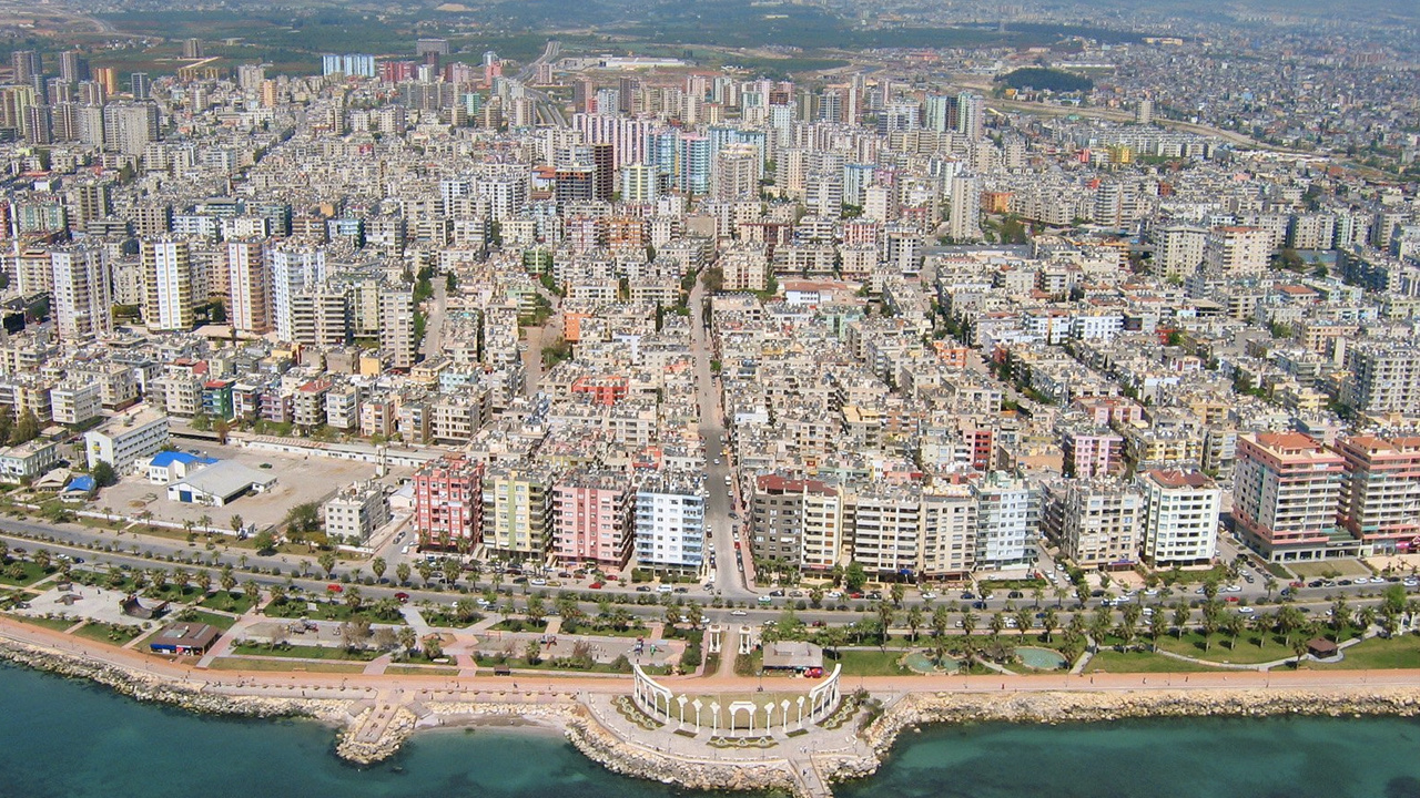 Mersin’de 59 okul deprem riski nedeniyle tahliye edildi