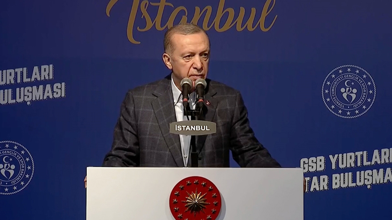 İstanbul’da depremzedelerle iftar buluşması! Cumhurbaşkanı Erdoğan’dan önemli açıklamalar!