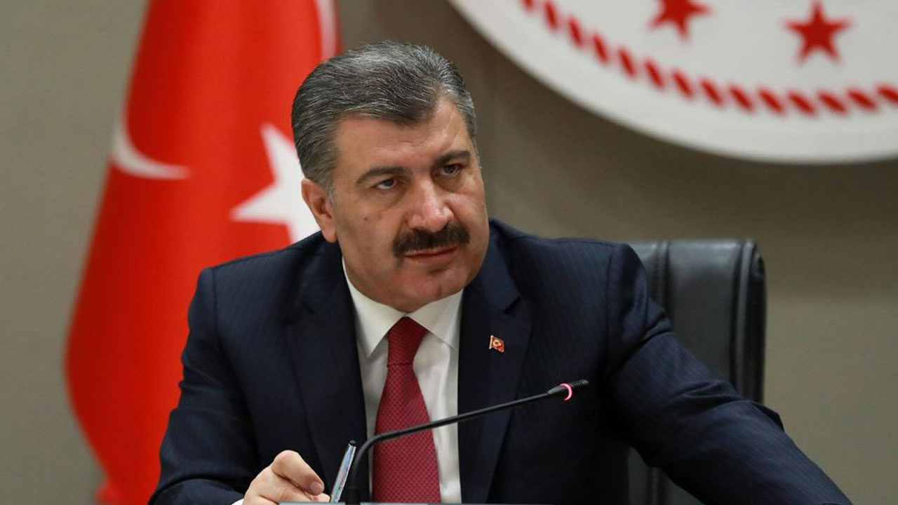 Bakan Fahrettin Koca’dan 81 bin 108 sözleşmeli personele müjde! Kadroya geçiş işlemleri tamamlandı