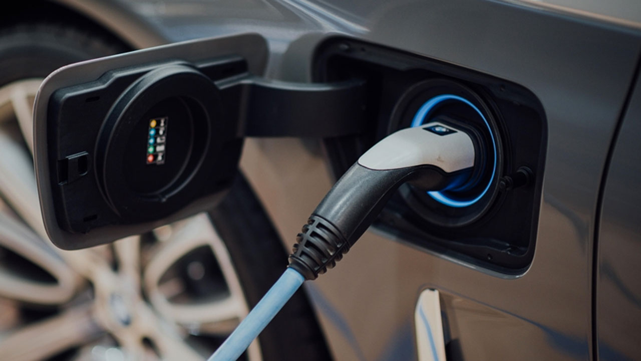 Elektrikli otomobil satışları patladı Togg etkisiyle 1 yılda 4’e katladı