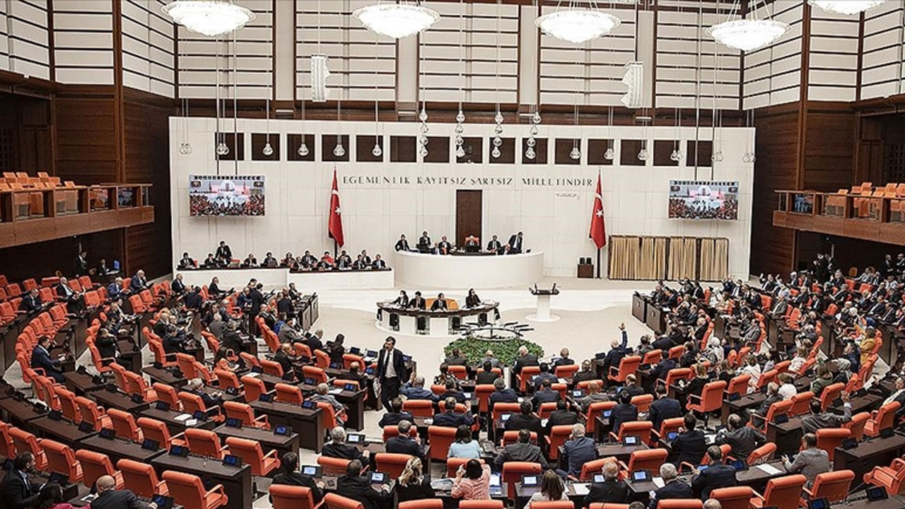 12. Kalkınma Planı TBMM Başkanlığı’na sunuldu! 2028 için enflasyon ve işsizlik hedefi belli oldu