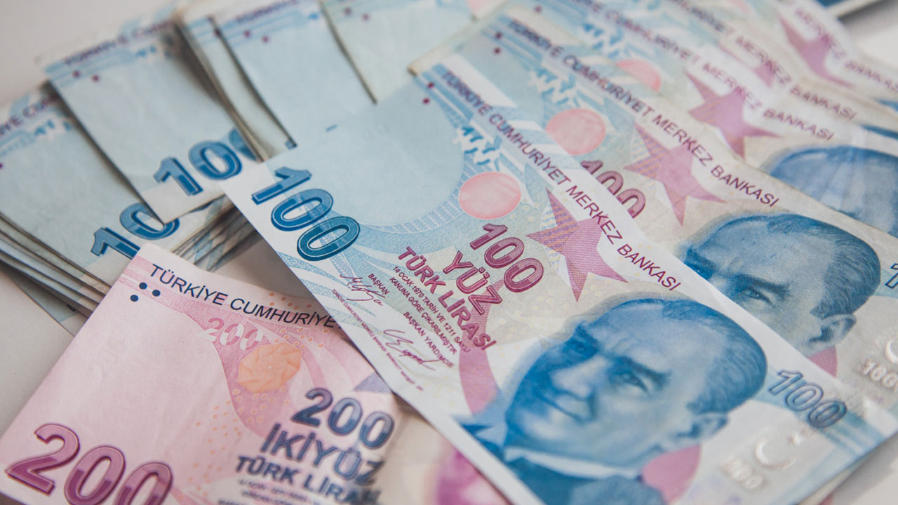 Sistemdeki açığı buldular, 27 milyon TL’lik vurgun yaptılar!