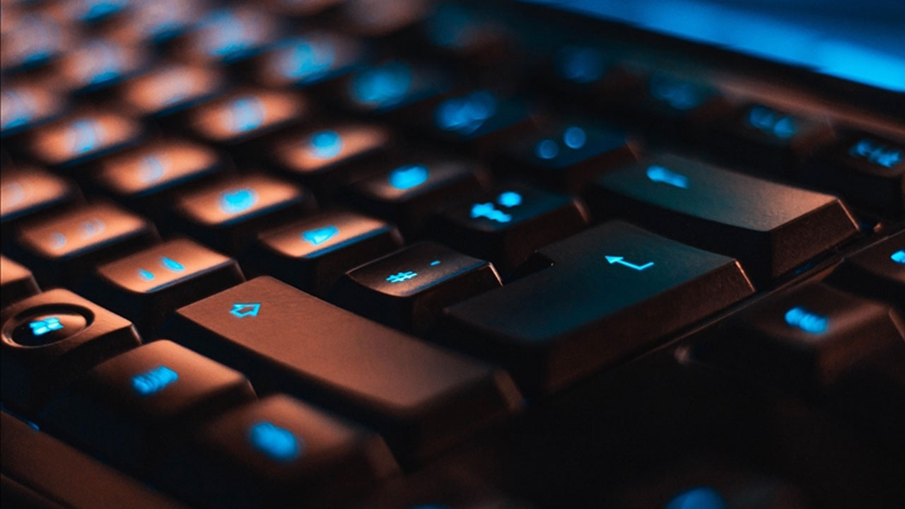 KVKK’den Instagram’ın sahibi Meta’ya ‘çocuk hesapları’ cezası