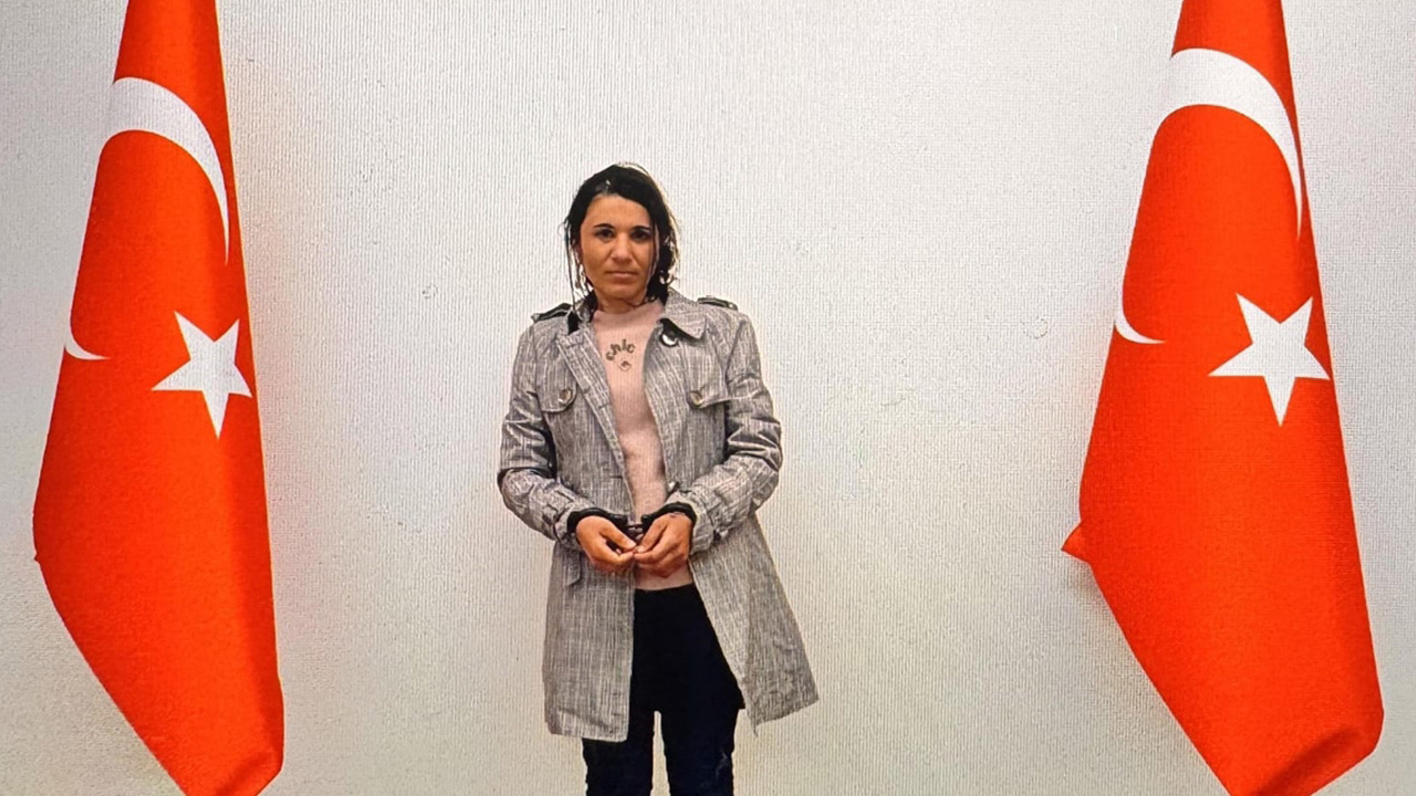 Şanlıurfa’da güvenlik güçlerinin ikna çalışmaları sonucu kadın terörist teslim oldu