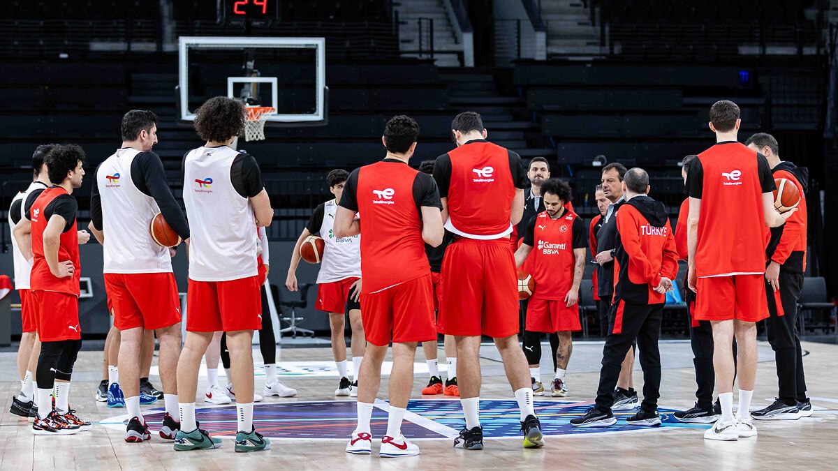 A Milli Erkek Basketbol Takımı’nın rakipleri belli olacak