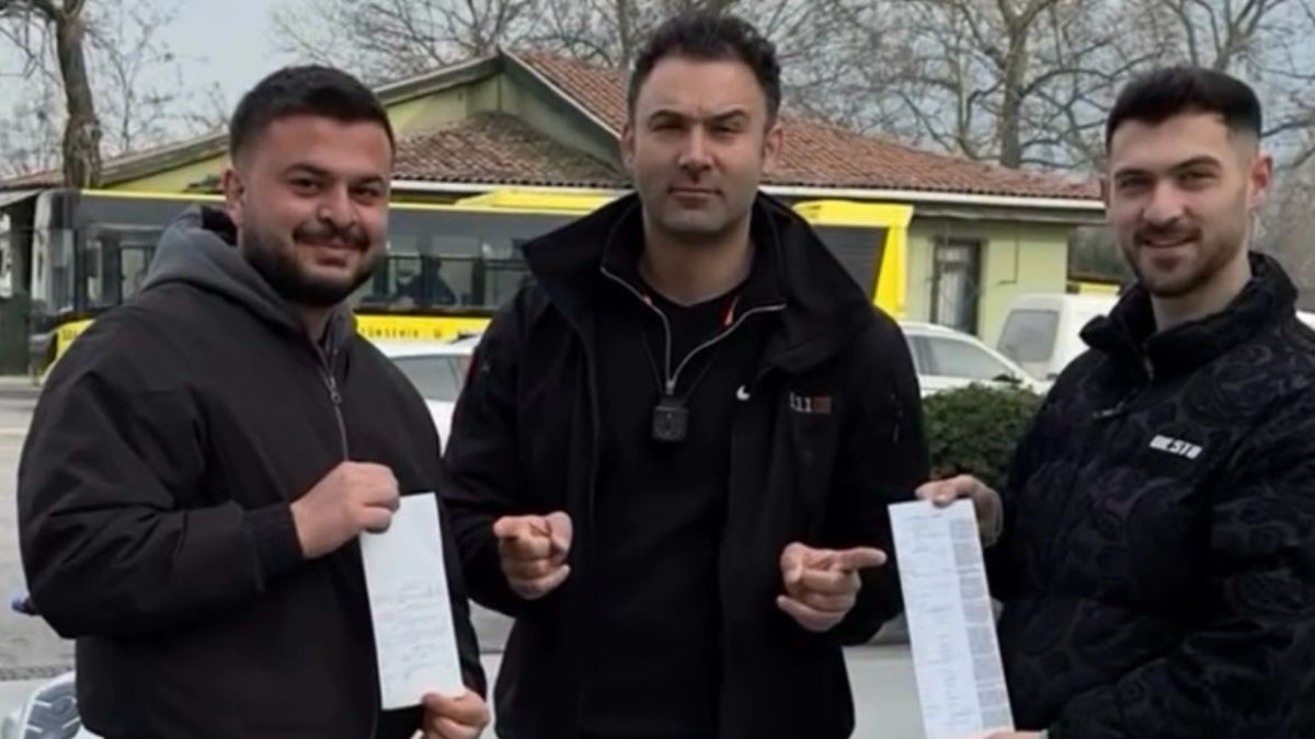 Bursa’da kendisini yakalayan polisle hatıra fotoğrafı çektirdi