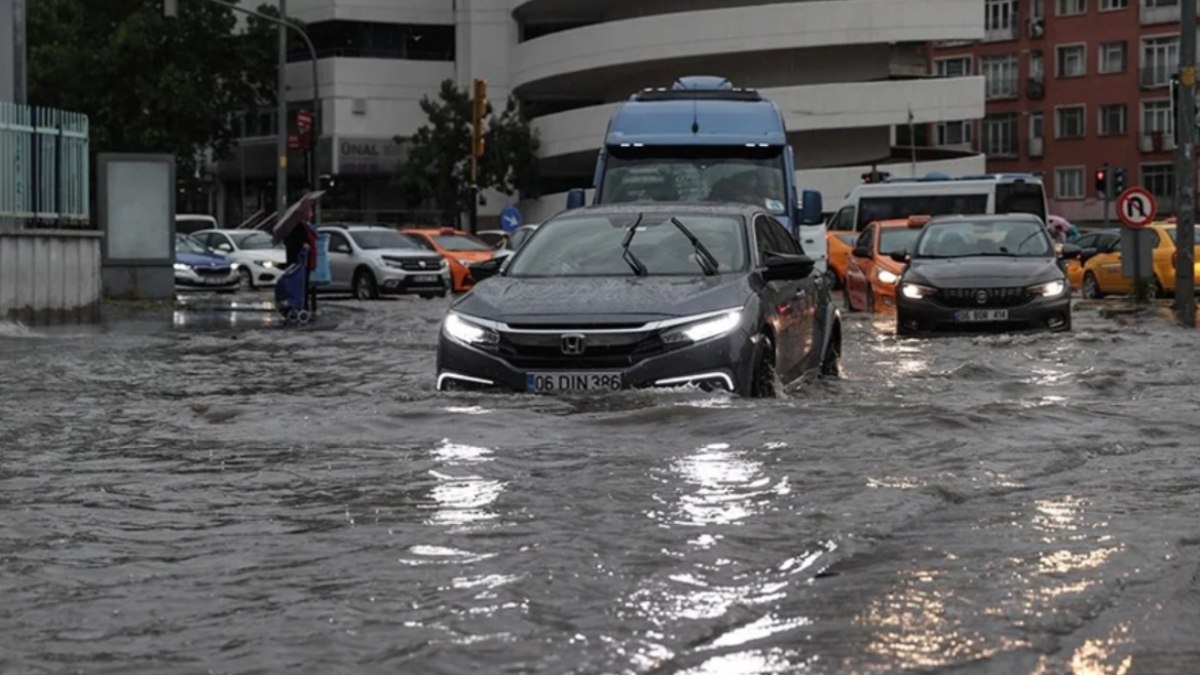Ankara’ya sağanak yağış uyarısı