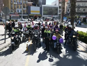 Mersin’de Dünya Kadınlar Günü’nde bisiklet turu düzenlendi