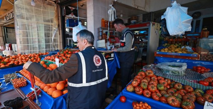 Mersin’de Ramazan Bayramı öncesi fahiş fiyat artışlarına karşı denetim yapıldı