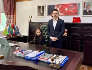 Bahçesaray Kaymakamı Arslanargun’dan 23 Nisan mesajı