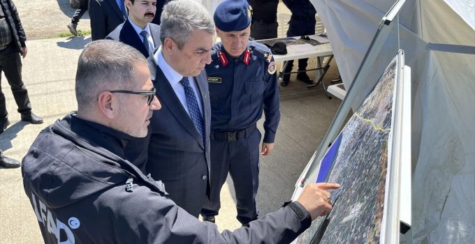 Mersin’de şelaleye girdikten sonra kaybolan genç 6 gündür aranıyor