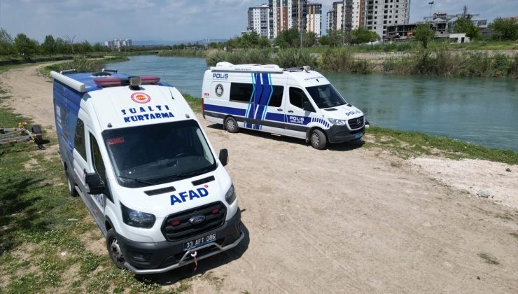 Mersin’de şelaleye girdikten sonra kaybolan genci arama çalışmaları sürüyor