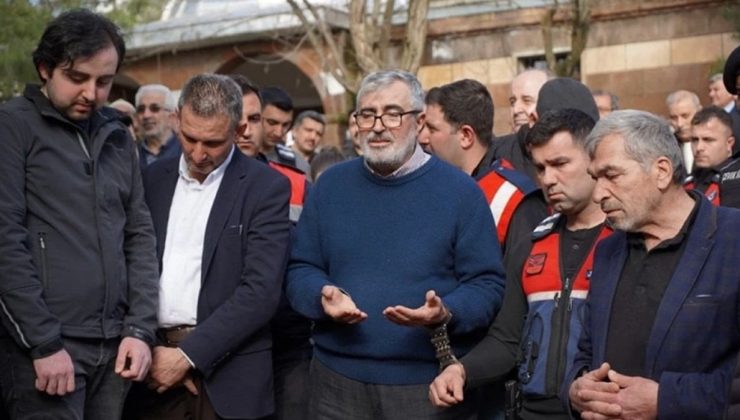 Siirt’te annesinin cenazesine katılan Fadıl Akgündüz, jandarmalarla tartıştı