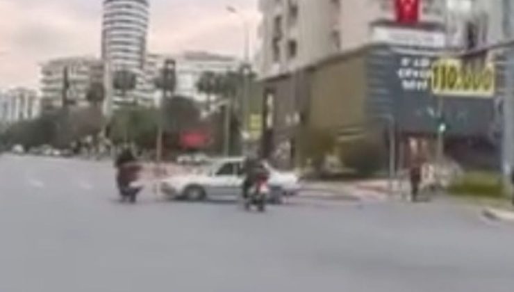 Otomobil ile 2 motosikletin çarpıştığı kaza kask kamerasında