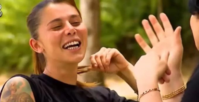 Survivor Nefise’yi annesi tarafından eleştirildi: İlk geldiğinde bıyıklıydın