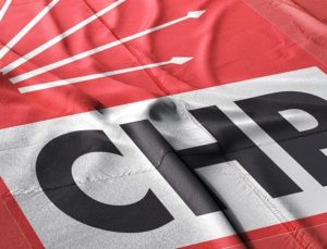 CHP’de 84 eski vekil daha ‘derhal kurultay’ çağrısı yaptı
