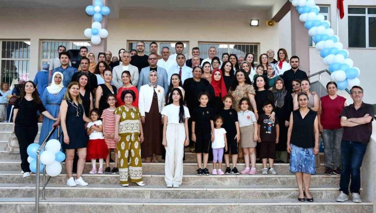 Silifke Halk Eğitimi Merkezi sergisi açıldı