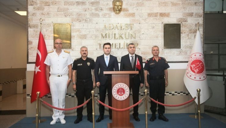 Vali Toros, Başsavcı Yasin Emre’yi Ziyaret Etti